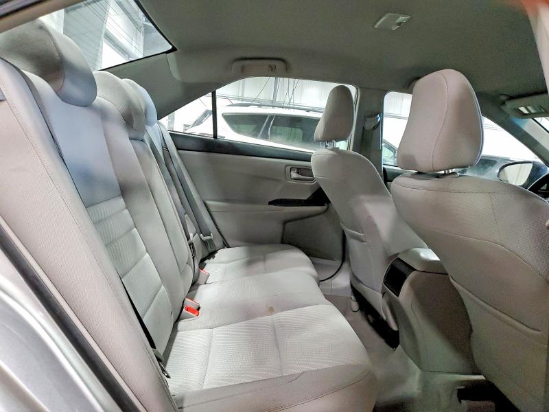 55877856 :رقم المزاد ، 4T1BF1FK1HU312494 vin ، 2017 Toyota Camry مزاد بيع