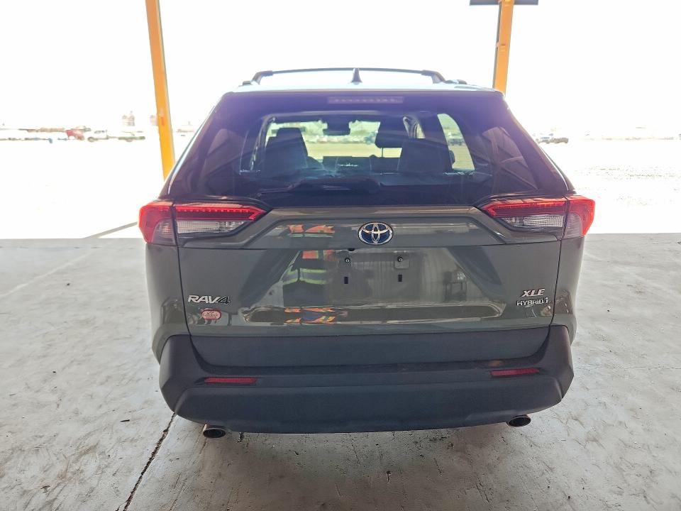 2021 Toyota Rav4 Hybrid მანქანა იყიდება აუქციონზე, vin: 2T3R6RFVXMW005706, აუქციონის ნომერი: 58985416
