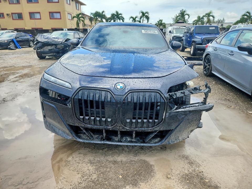 58315156 :رقم المزاد ، WBY53EJ05SCV16931 vin ، 2025 Bmw I7 مزاد بيع