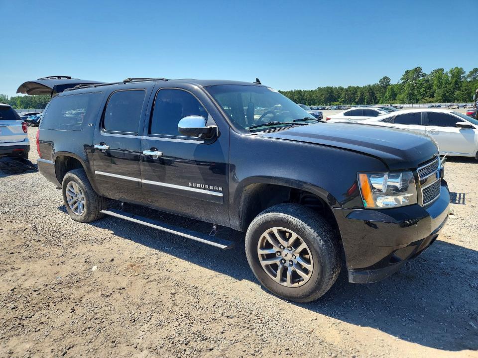 2011 Chevrolet Suburban მანქანა იყიდება აუქციონზე, vin: 1GNSCKE02BR281891, აუქციონის ნომერი: 55617136