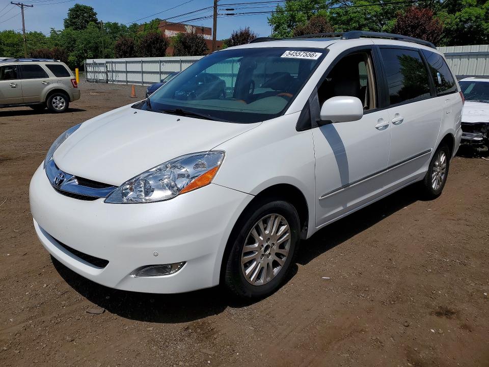 54557556 :رقم المزاد ، 5TDBK22C68S016685 vin ، 2008 Toyota Sienna مزاد بيع