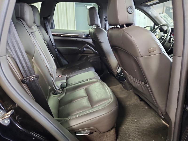 Продаж на аукціоні авто 2017 Porsche Cayenne, vin: WP1AA2A22HKA86648, номер лоту: 56121466