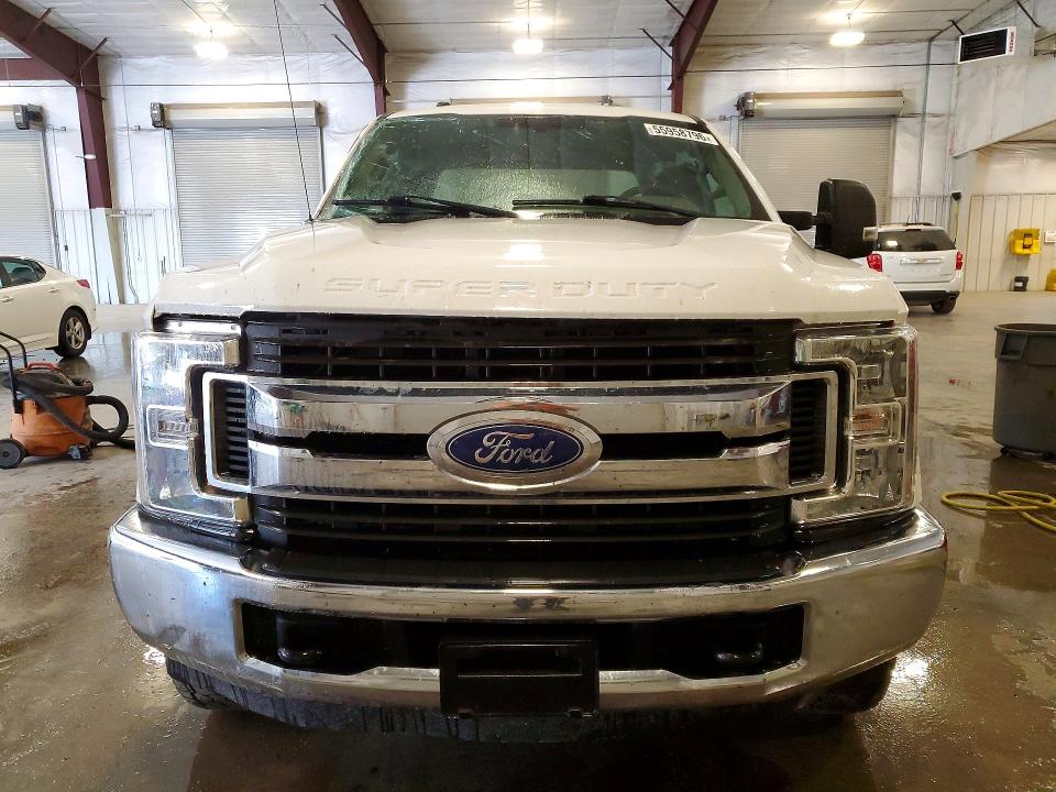55958796 :رقم المزاد ، 1FT7W2BT5KEE85404 vin ، 2019 Ford F250 مزاد بيع