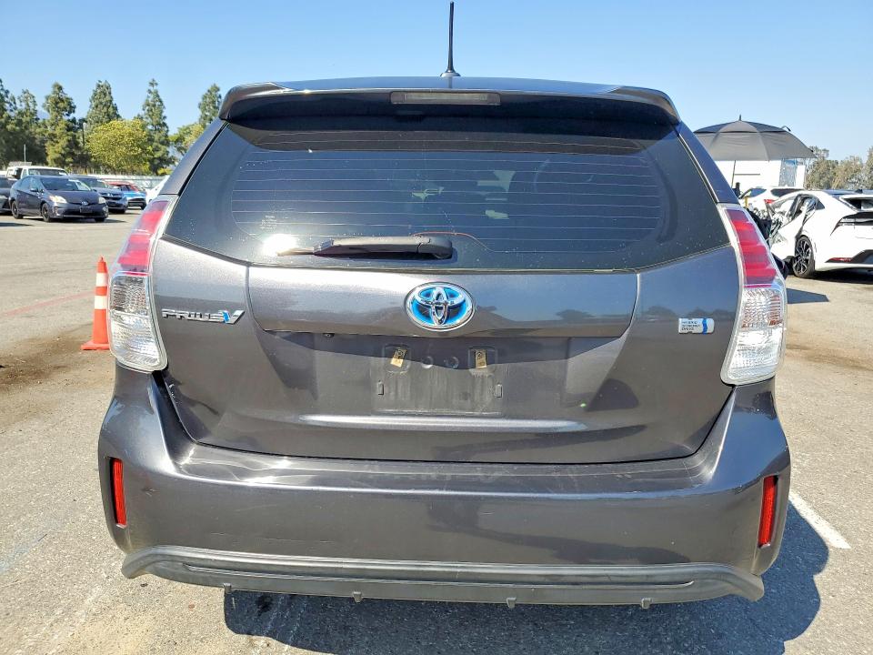 56471886 :رقم المزاد ، JTDZN3EU3GJ046013 vin ، 2016 Toyota Prius V مزاد بيع