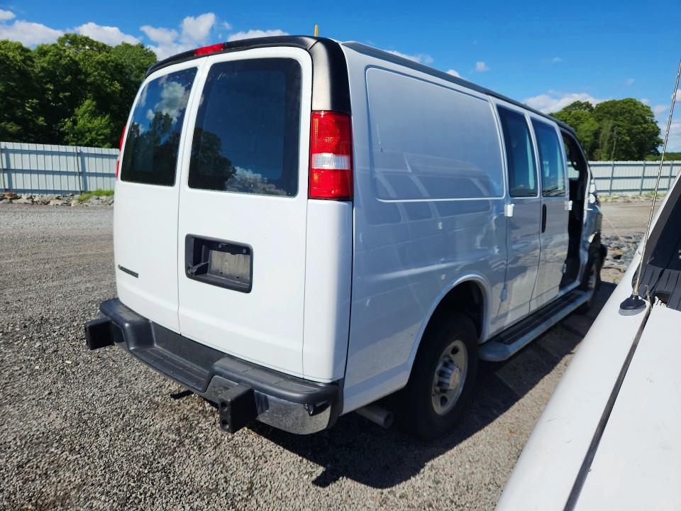 57586796 :رقم المزاد ، 1GCWGAFP9R1210474 vin ، 2024 Chevrolet Express G2500 مزاد بيع