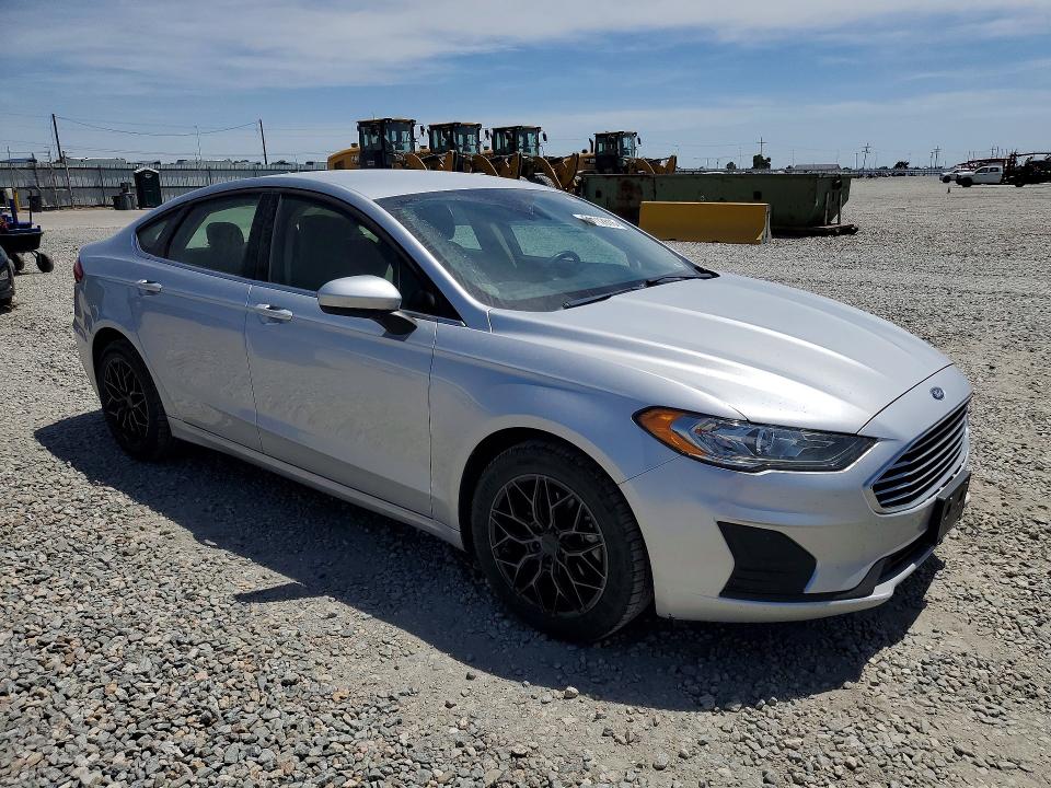 2019 Ford Fusion მანქანა იყიდება აუქციონზე, vin: 3FA6P0LU5KR225673, აუქციონის ნომერი: 58112816