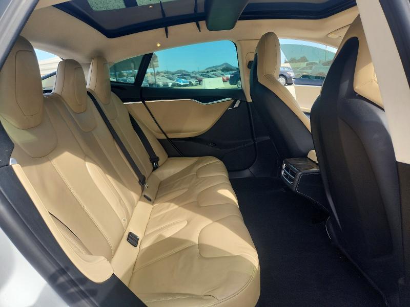 Продажа на аукционе авто 2015 Tesla Model S, vin: 5YJSA1H19FFP73861, номер лота: 56285166