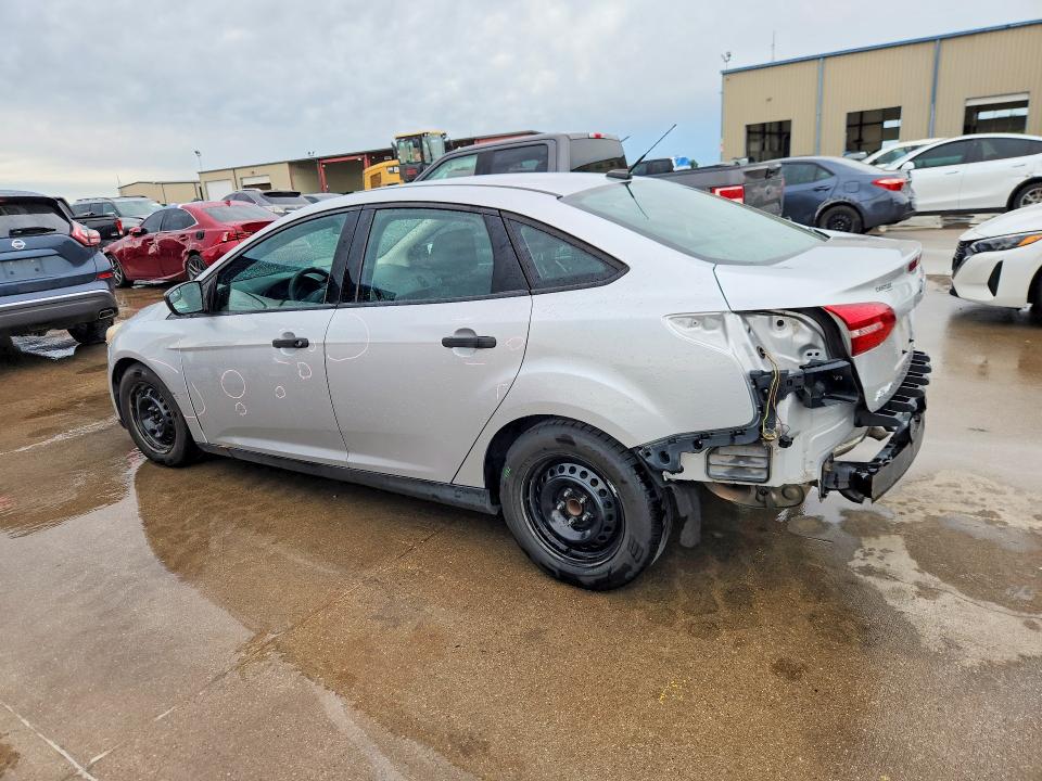 56581156 :رقم المزاد ، 1FADP3E28GL361743 vin ، 2016 Ford Focus مزاد بيع