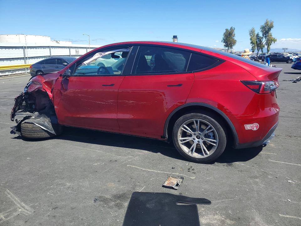 2024 Tesla Model Y მანქანა იყიდება აუქციონზე, vin: 7SAYGAEE9RF036313, აუქციონის ნომერი: 56361626