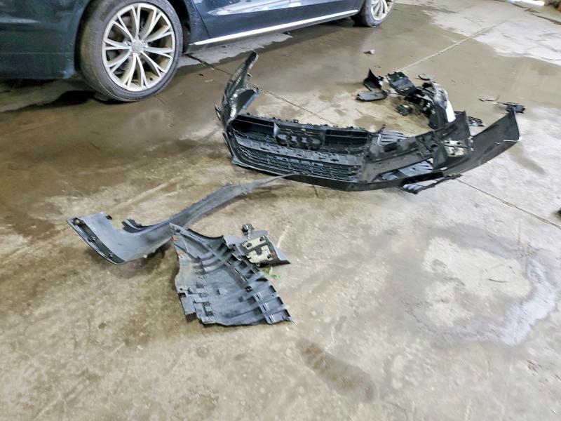 2013 Audi A8 მანქანა იყიდება აუქციონზე, vin: WAURGAFD8DN000675, აუქციონის ნომერი: 57200076