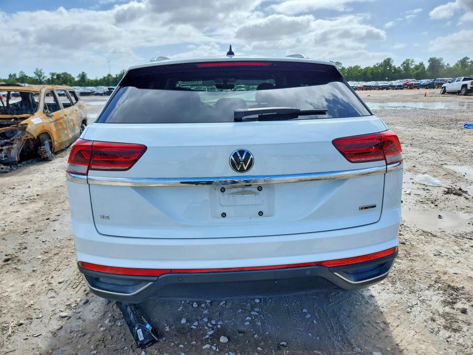 57632036 :رقم المزاد ، 1V2KC2CA7NC204220 vin ، 2022 Volkswagen Atlas Cross Sport مزاد بيع