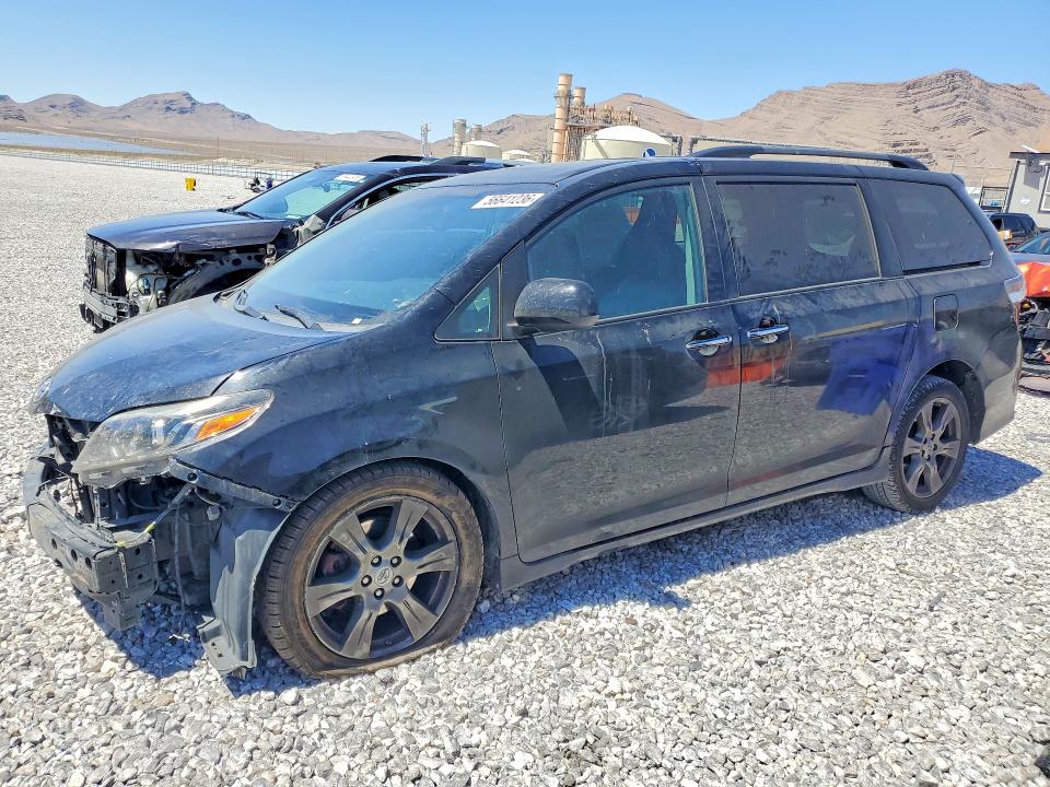 Aukcja sprzedaży 2017 Toyota Sienna, vin: 5TDXZ3DC4HS822870, numer aukcji: 56641236