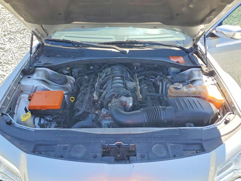 56057756 :رقم المزاد ، 2C3CA6CT1BH614447 vin ، 2011 Chrysler 300c مزاد بيع