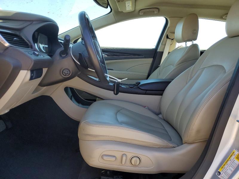 58619206 :رقم المزاد ، 1G4ZN5SS2HU143567 vin ، 2017 Buick Lacrosse مزاد بيع