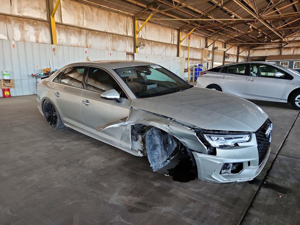 Продаж на аукціоні авто 2017 Audi A4, vin: WAULNAF47HN015864, номер лоту: 56520546