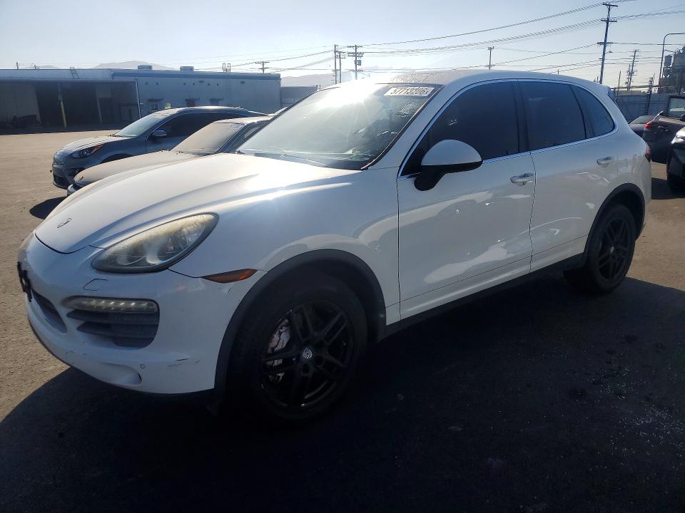 57713206 :رقم المزاد ، WP1AB2A25BLA42058 vin ، 2011 Porsche Cayenne مزاد بيع