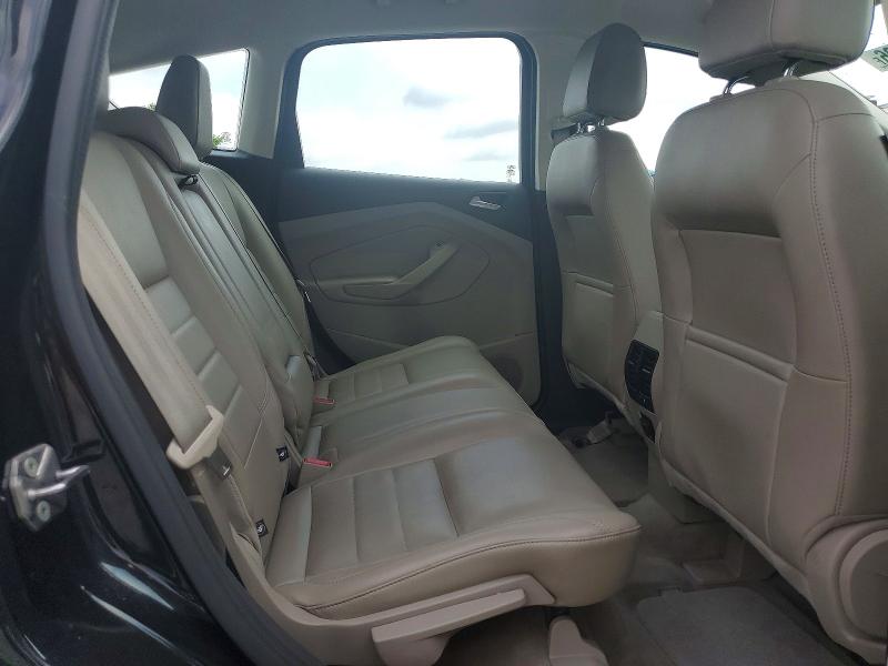 56701706 :رقم المزاد ، 1FADP5CU4DL519295 vin ، 2013 Ford C-max مزاد بيع