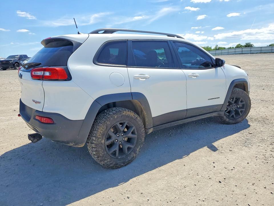 55749726 :رقم المزاد ، 1C4PJMBS9HW618699 vin ، 2017 Jeep Cherokee مزاد بيع
