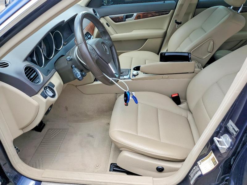 Продаж на аукціоні авто 2012 Mercedes-benz C, vin: WDDGF4HB5CA621488, номер лоту: 58408526