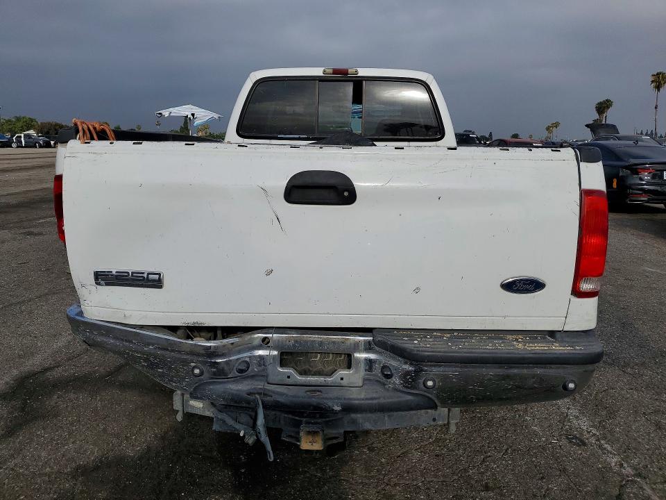 55901606 :رقم المزاد ، 1FTSW20P65EA99126 vin ، 2005 Ford F250 مزاد بيع
