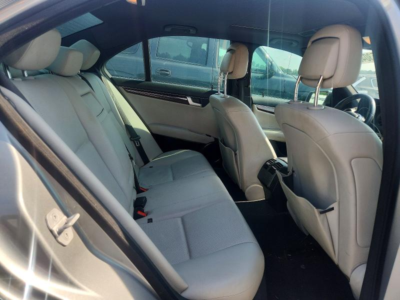 2013 Mercedes-benz C მანქანა იყიდება აუქციონზე, vin: WDDGF4HB7DA857416, აუქციონის ნომერი: 53043946