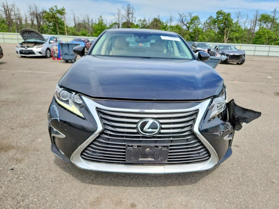 57178006 :رقم المزاد ، 58ABK1GG4GU006399 vin ، 2016 Lexus Es مزاد بيع