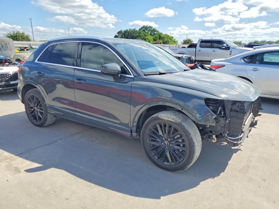 2021 Audi Q3 მანქანა იყიდება აუქციონზე, vin: WA1BUCF36M1085954, აუქციონის ნომერი: 56858906