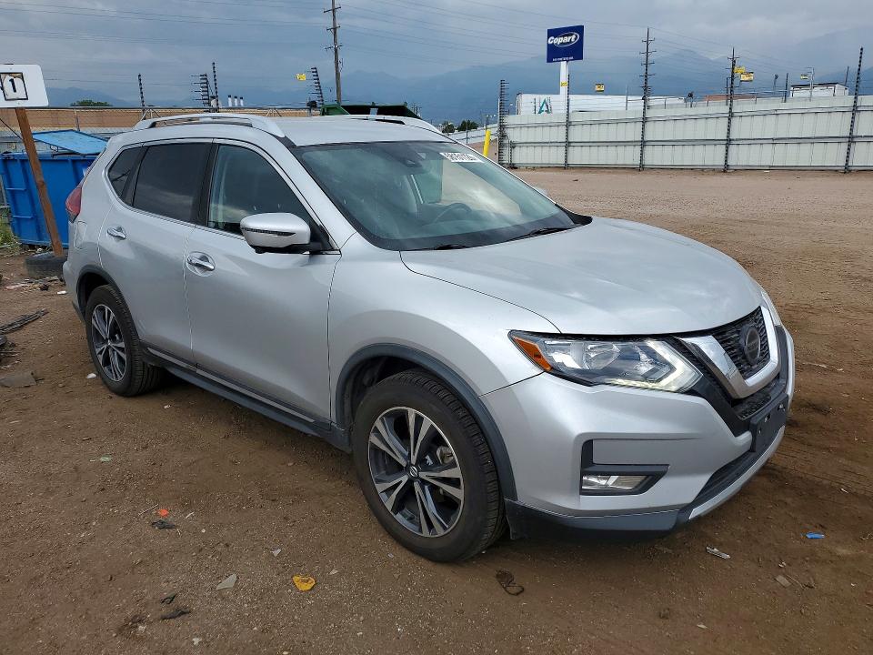 58151126 :رقم المزاد ، JN8AT2MV8JW319162 vin ، 2018 Nissan Rogue مزاد بيع