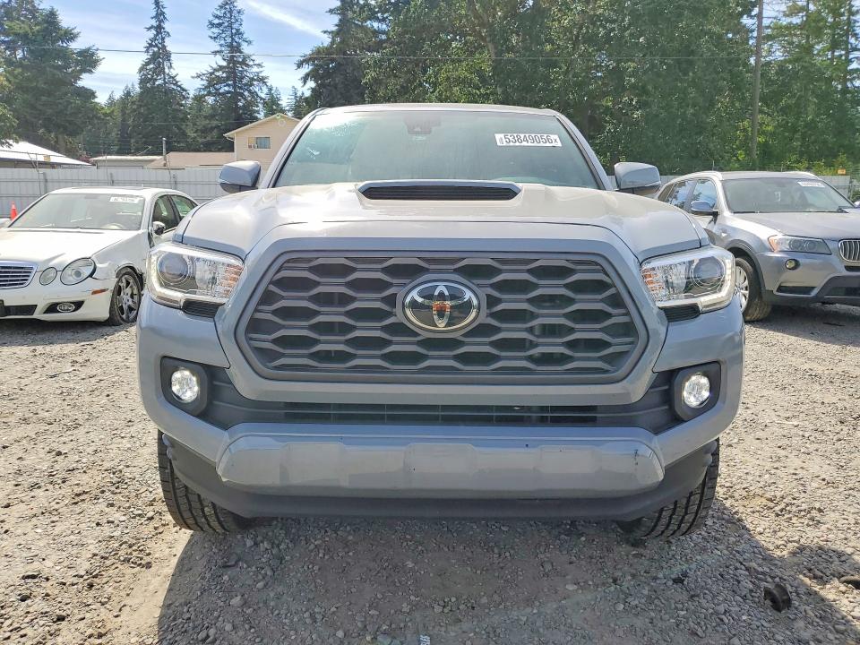 53849056 :رقم المزاد ، 5TFAZ5CN0MX116195 vin ، 2021 Toyota Tacoma مزاد بيع