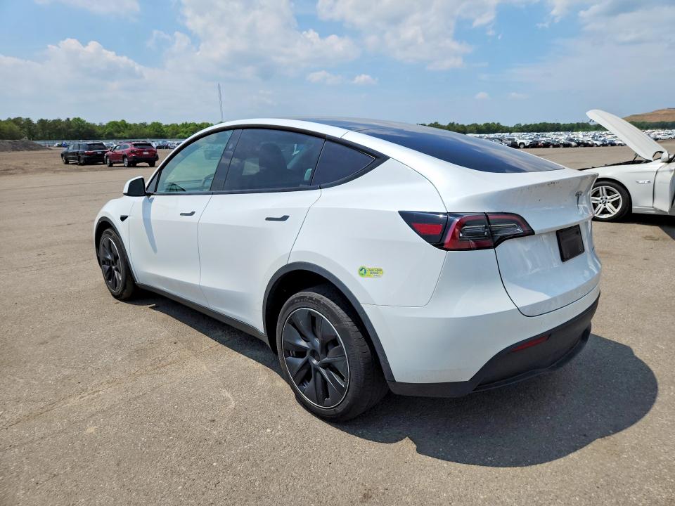 2024 Tesla Model Y მანქანა იყიდება აუქციონზე, vin: 7SAYGDEE5RF182628, აუქციონის ნომერი: 56844976