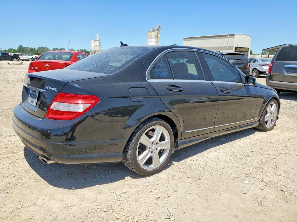 57126096 :رقم المزاد ، WDDGF8BB3BR161411 vin ، 2011 Mercedes-benz C مزاد بيع