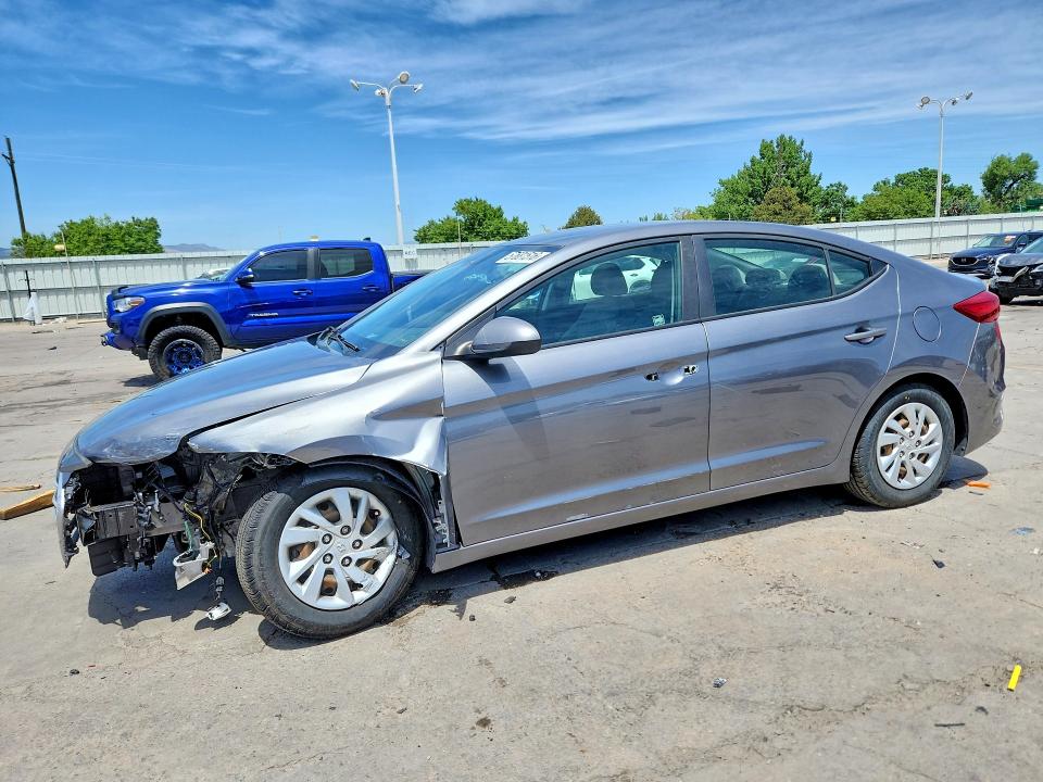 57681516 :رقم المزاد ، 5NPD74LFXJH383308 vin ، 2018 Hyundai Elantra مزاد بيع