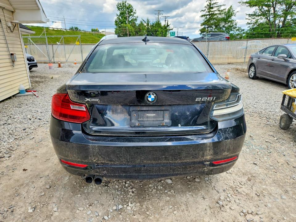 58256906 :رقم المزاد ، WBA1F7C53FVX96237 vin ، 2015 Bmw 228 مزاد بيع