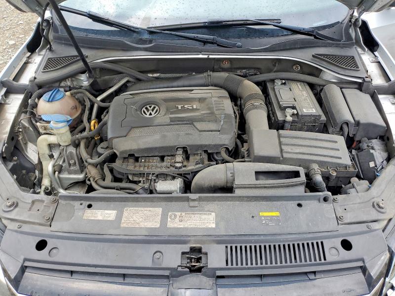 58404236 :رقم المزاد ، 1VWAT7A34FC118182 vin ، 2015 Volkswagen Passat مزاد بيع