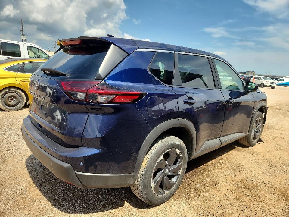 55615826 :رقم المزاد ، 5N1BT3BA8SC832657 vin ، 2025 Nissan Rogue مزاد بيع