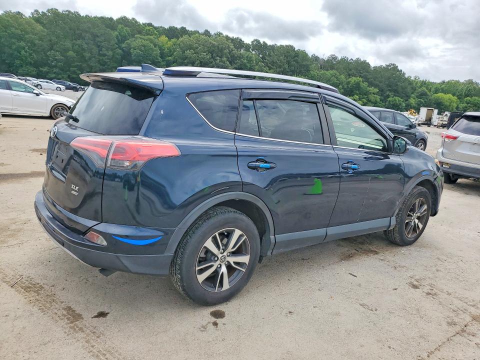 2018 Toyota Rav4 მანქანა იყიდება აუქციონზე, vin: JTMRFREV3JJ237222, აუქციონის ნომერი: 56320796
