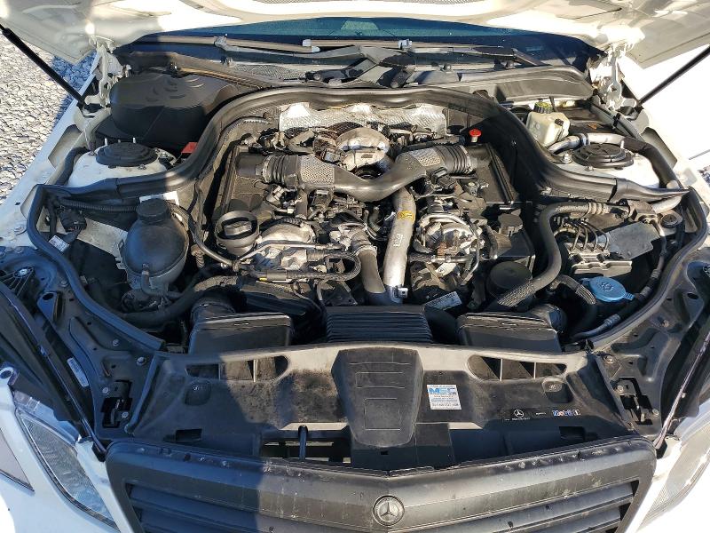 58427416 :رقم المزاد ، WDDHF2EB2BA399052 vin ، 2011 Mercedes-benz E مزاد بيع