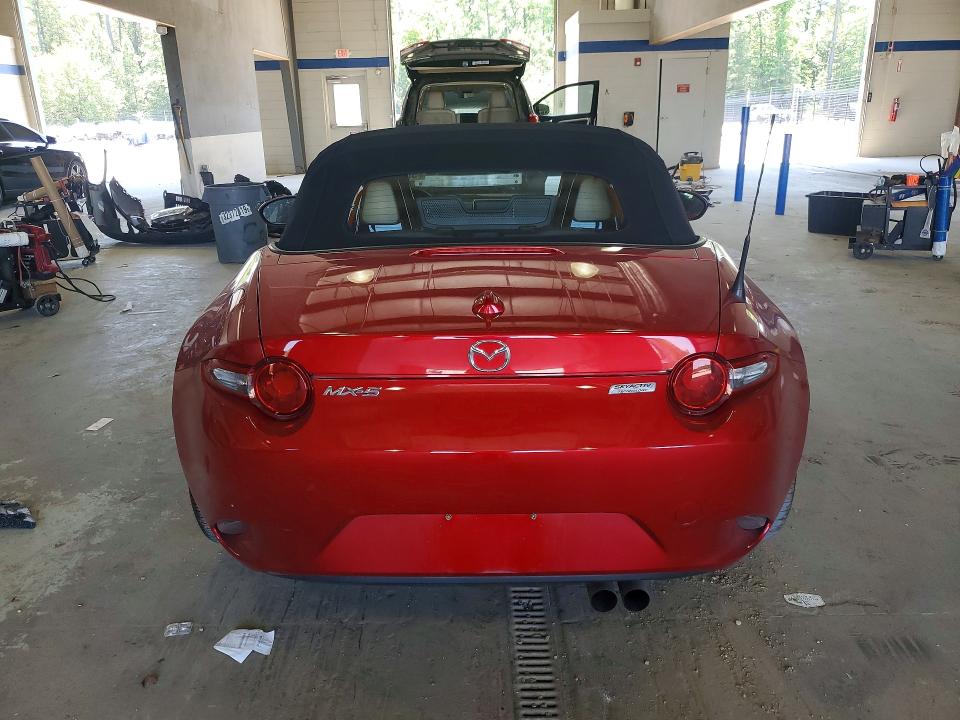 2017 Mazda Mx-5 Miata მანქანა იყიდება აუქციონზე, vin: JM1NDAD71H0124264, აუქციონის ნომერი: 56666286