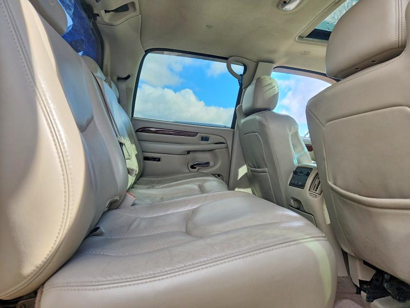 2004 Cadillac Escalade მანქანა იყიდება აუქციონზე, vin: 3GYEK62N64G134681, აუქციონის ნომერი: 56780086