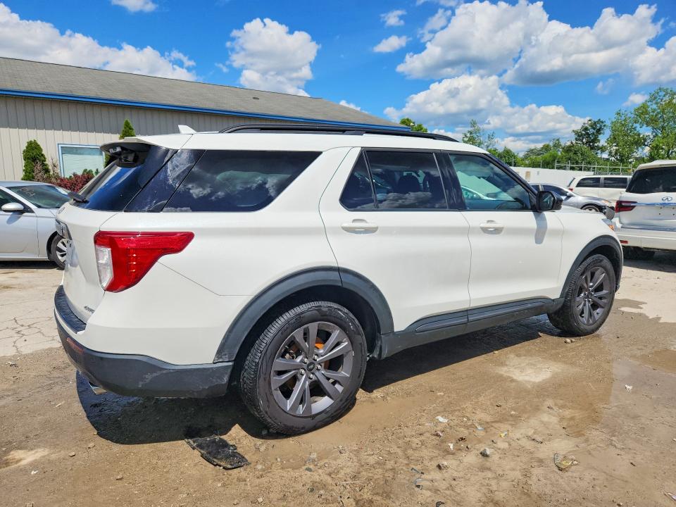 Продажа на аукционе авто 2022 Ford Explorer, vin: 1FMSK8DH6NGA76995, номер лота: 57517366