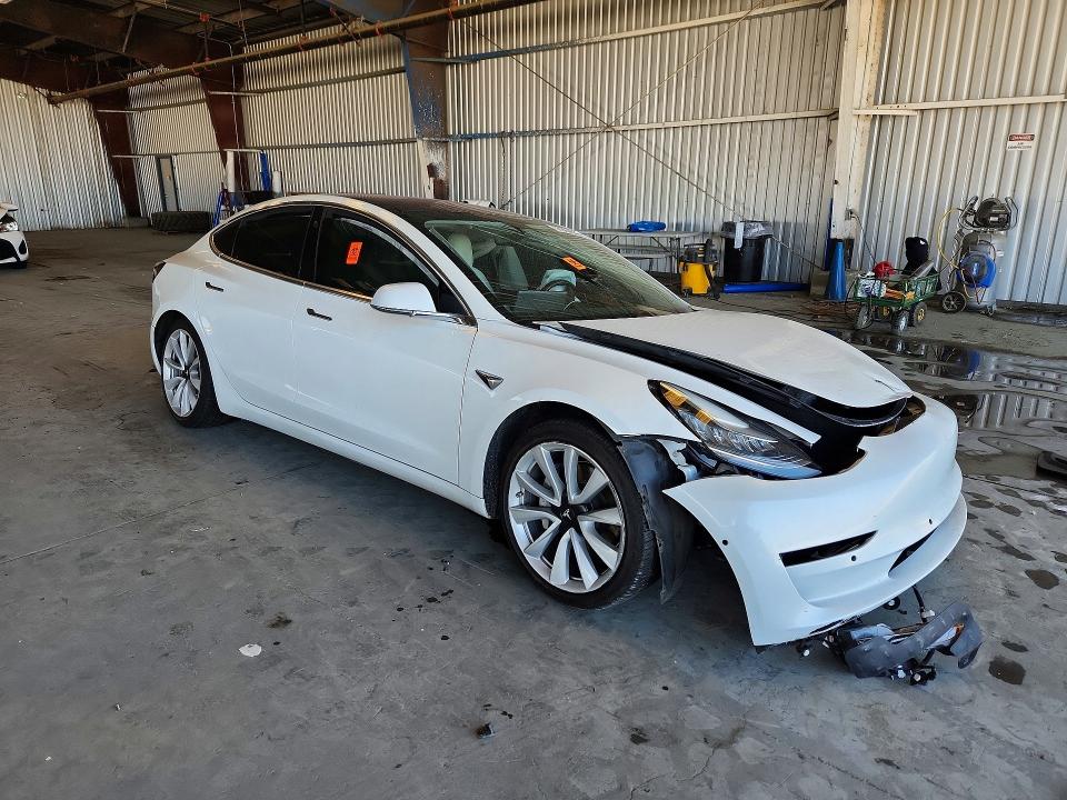 Продажа на аукционе авто 2019 Tesla Model 3, vin: 5YJ3E1EB8KF421841, номер лота: 56984846