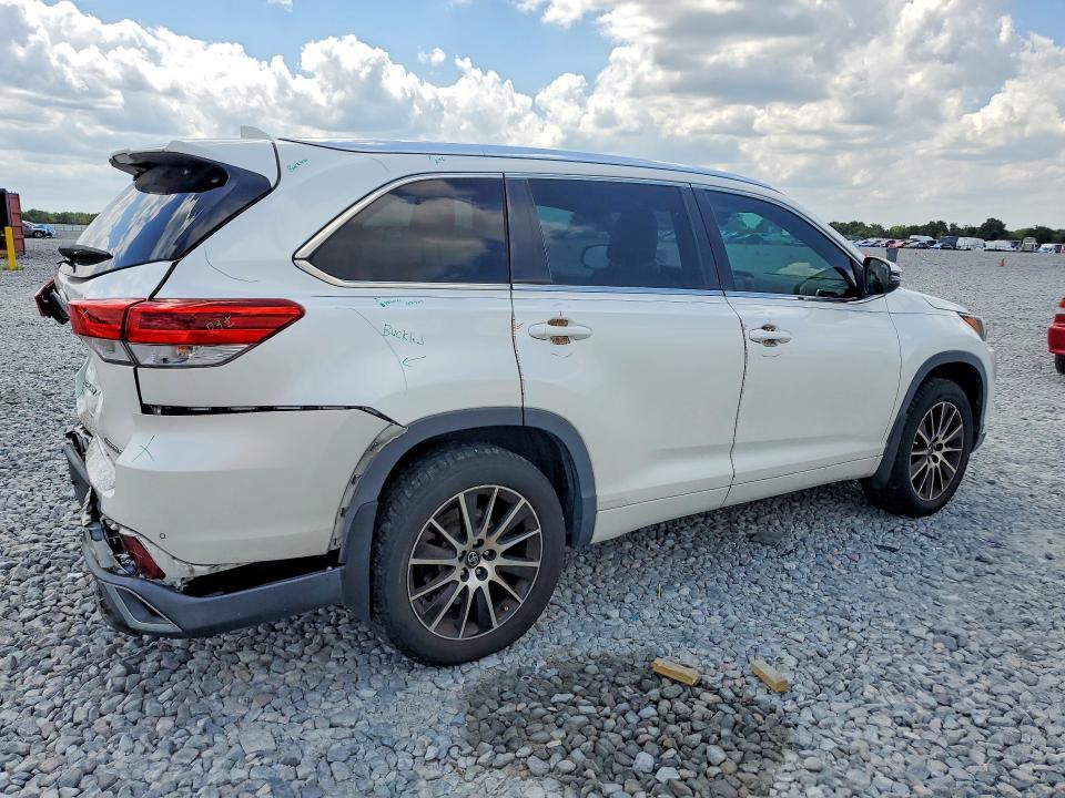 Aukcja sprzedaży 2018 Toyota Highlander, vin: 5TDDZRFH7JS896191, numer aukcji: 56572576