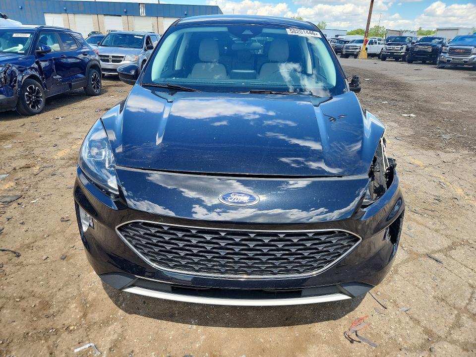 2022 Ford Escape მანქანა იყიდება აუქციონზე, vin: 1FMCU9CZ7NUA24064, აუქციონის ნომერი: 58201446