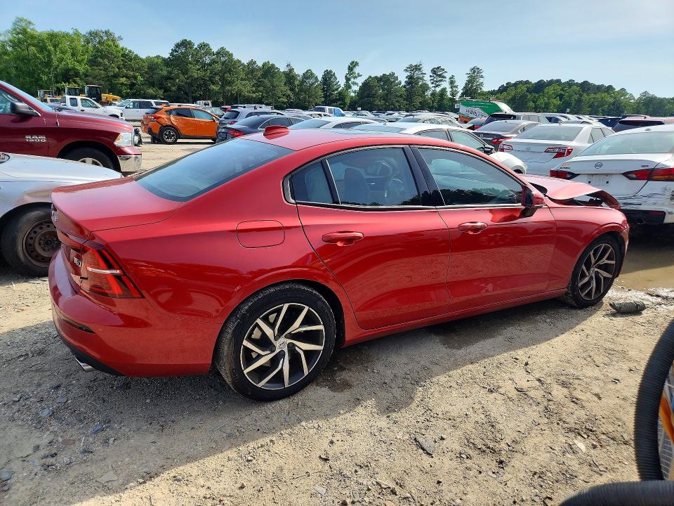 2019 Volvo S60 მანქანა იყიდება აუქციონზე, vin: 7JRA22TK7KG017994, აუქციონის ნომერი: 59168486
