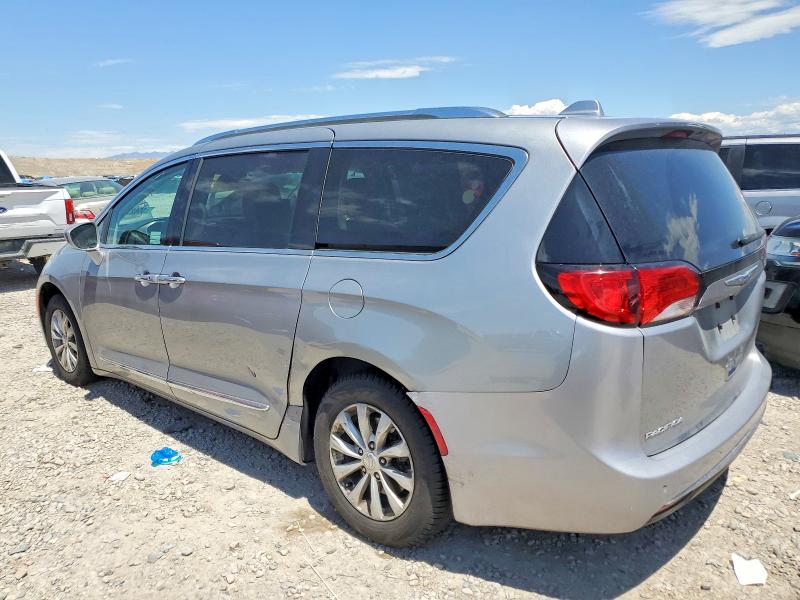 55627406 :رقم المزاد ، 2C4RC1EG7JR330347 vin ، 2018 Chrysler Pacifica مزاد بيع