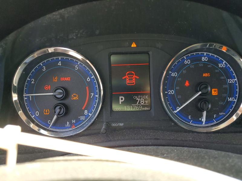 Продажа на аукционе авто 2018 Toyota Corolla, vin: 5YFBURHE0JP821186, номер лота: 55184146