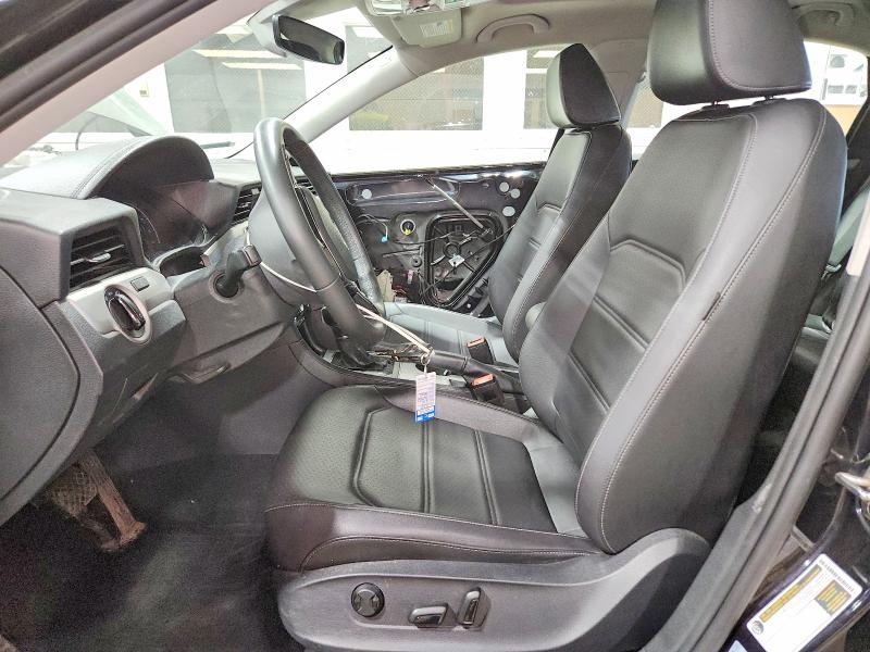 55937096 :رقم المزاد ، 1VWSA7A32MC001384 vin ، 2021 Volkswagen Passat مزاد بيع