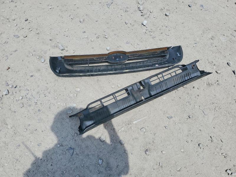 2005 Hyundai Santa Fe მანქანა იყიდება აუქციონზე, vin: KM8SC73D35U921776, აუქციონის ნომერი: 58702006