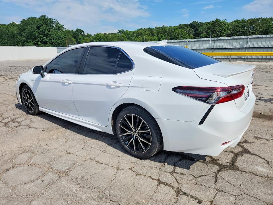 2021 Toyota Camry მანქანა იყიდება აუქციონზე, vin: 4T1G11AK3MU525906, აუქციონის ნომერი: 56165786