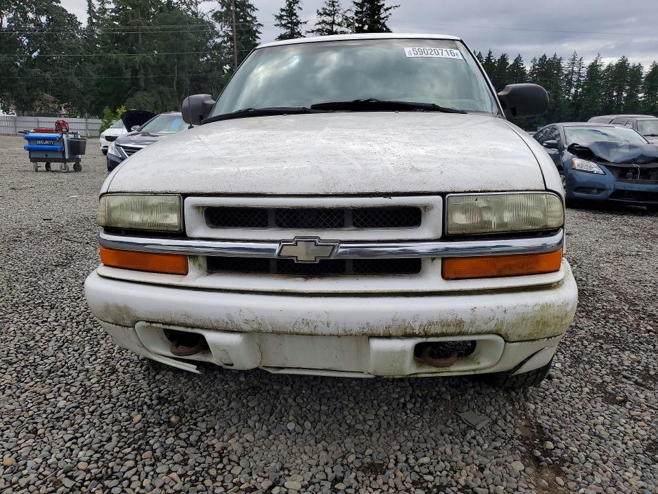 59020716 :رقم المزاد ، 1GNDT13X03K142162 vin ، 2003 Chevrolet Blazer مزاد بيع